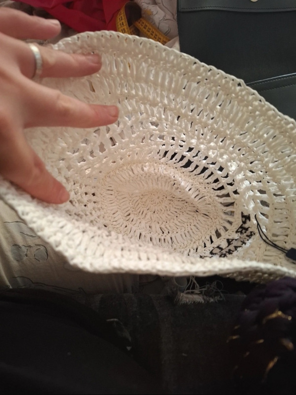 PRADA White RAFIA Bucket Hat - NWT - - Picture 6 of 7